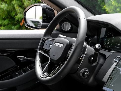 New 2026 Land Rover Range Rover Evoque Hoxton AWD/4WD image 20