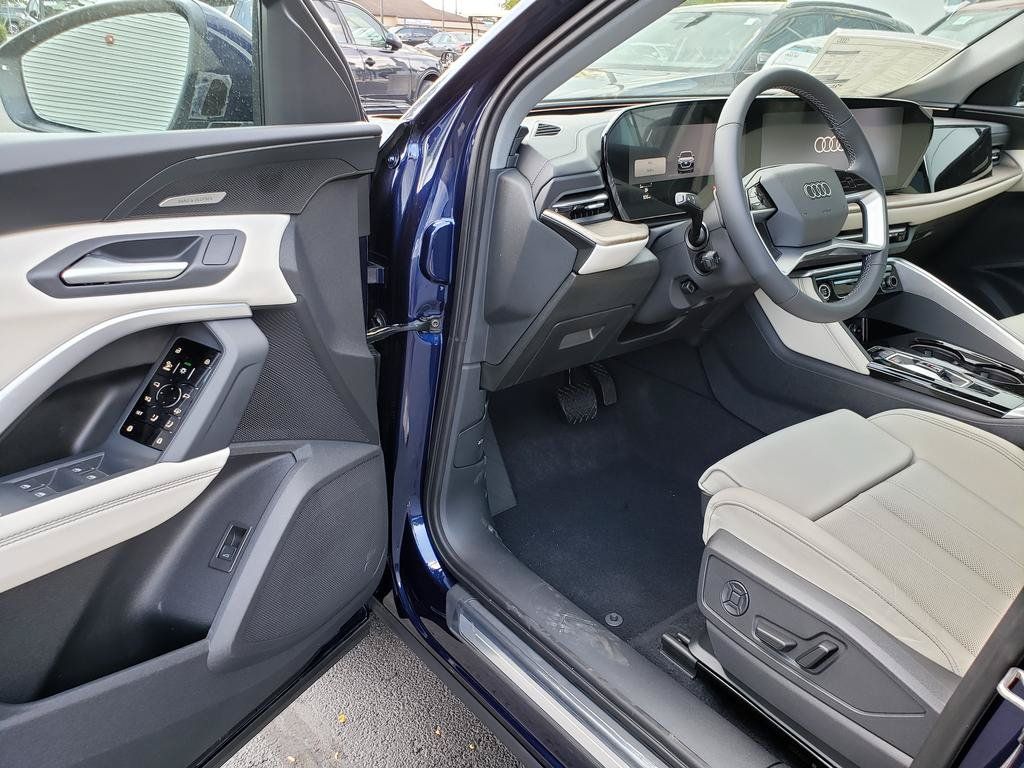 New 2026 Audi Q5 Premium Plus AWD/4WD image 6