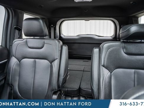 Used 2024 Jeep Grand Cherokee L Limited w/ Luxury Tech Group II AWD/4WD image 17