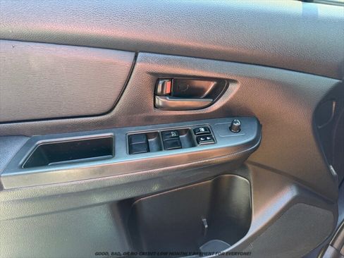 Used 2012 Subaru Impreza 2.0i AWD/4WD image 22