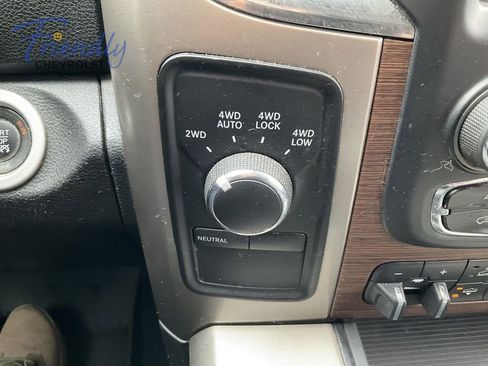 Used 2013 RAM 1500 Laramie w/ Convenience Group AWD/4WD image 24