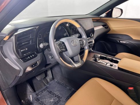 Used 2024 Lexus RX 350 Premium w/ Accessory Package (Z1) image 9