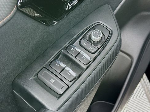 Used 2025 Subaru Forester Touring AWD/4WD image 24