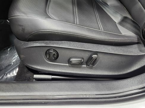 Used 2021 Volkswagen Passat 2.0T SE image 23