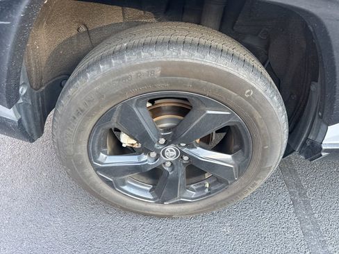 Used 2019 Toyota RAV4 XSE image 20