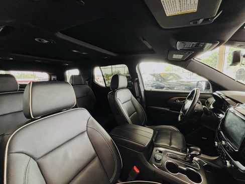 Used 2023 Chevrolet Traverse Premier w/ Redline Edition FWD image 38