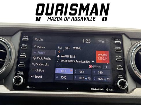 Used 2020 Toyota Tacoma TRD Sport w/ TRD Premium Sport Package AWD/4WD image 14