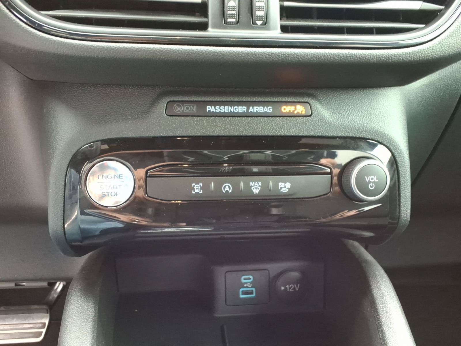 Used 2023 Ford Escape ST-Line w/ Tech Pack #1 FWD image 21