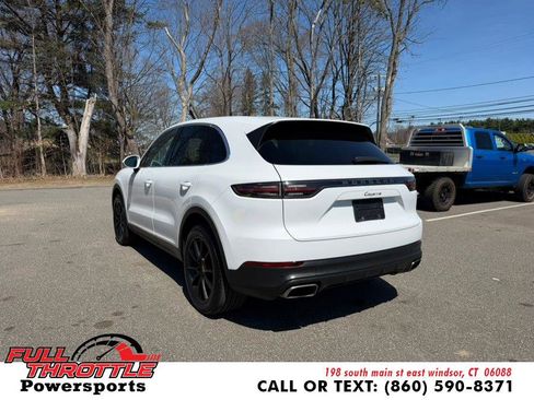 Used 2021 Porsche Cayenne AWD/4WD image 8