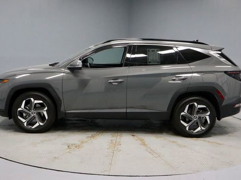 Certified 2024 Hyundai Tucson Limited AWD/4WD image 8