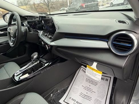 New 2026 Chevrolet Trax LT w/ Driver Confidence Package image 37