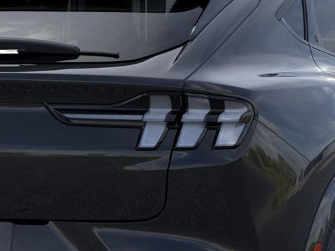 New 2025 Ford Mustang Mach-E Premium image 22