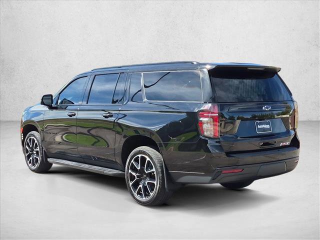 Used 2024 Chevrolet Suburban RST w/ Luxury Package AWD/4WD image 8