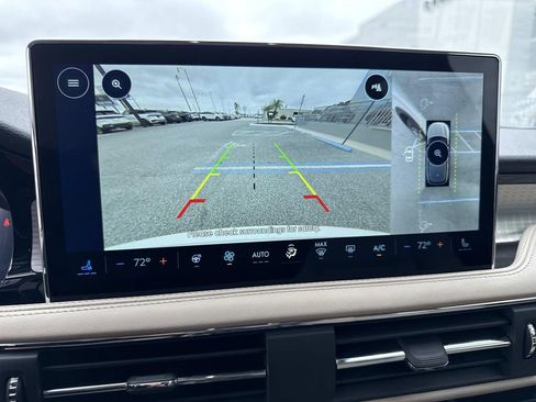 New 2026 Lincoln Corsair Premiere image 24