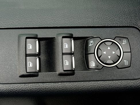 Used 2020 Ford F150 Raptor w/ Equipment Group 802A Luxury AWD/4WD image 17