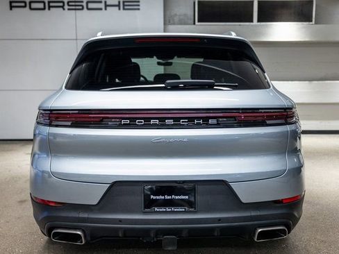 Certified 2025 Porsche Cayenne image 7