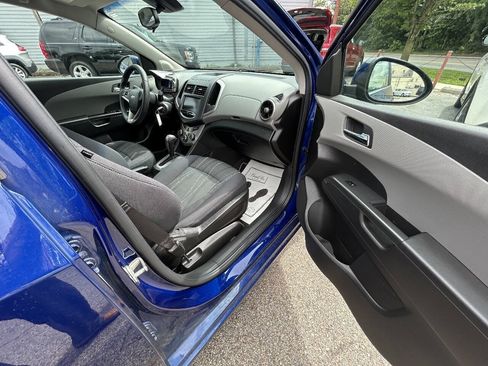 Used 2013 Chevrolet Sonic LT w/ Wheels and Fog Lamp Package FWD image 9