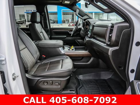 Certified 2025 Chevrolet Silverado 2500 High Country w/ High Country Premium Package AWD/4WD image 17