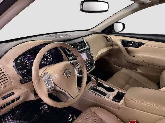 Used 2016 Nissan Altima 2.5 SL w/ Moonroof Package FWD image 22