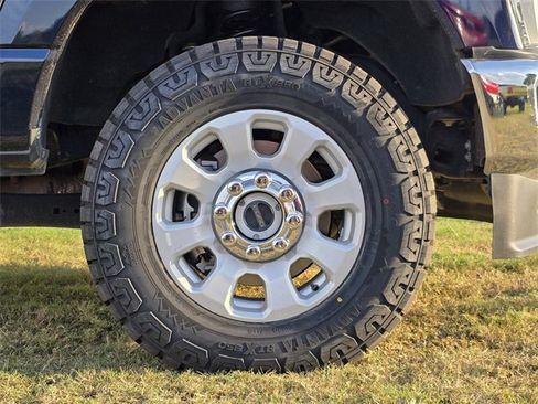 Used 2023 Ford F250 XLT w/ 360-Degree Camera Package image 12