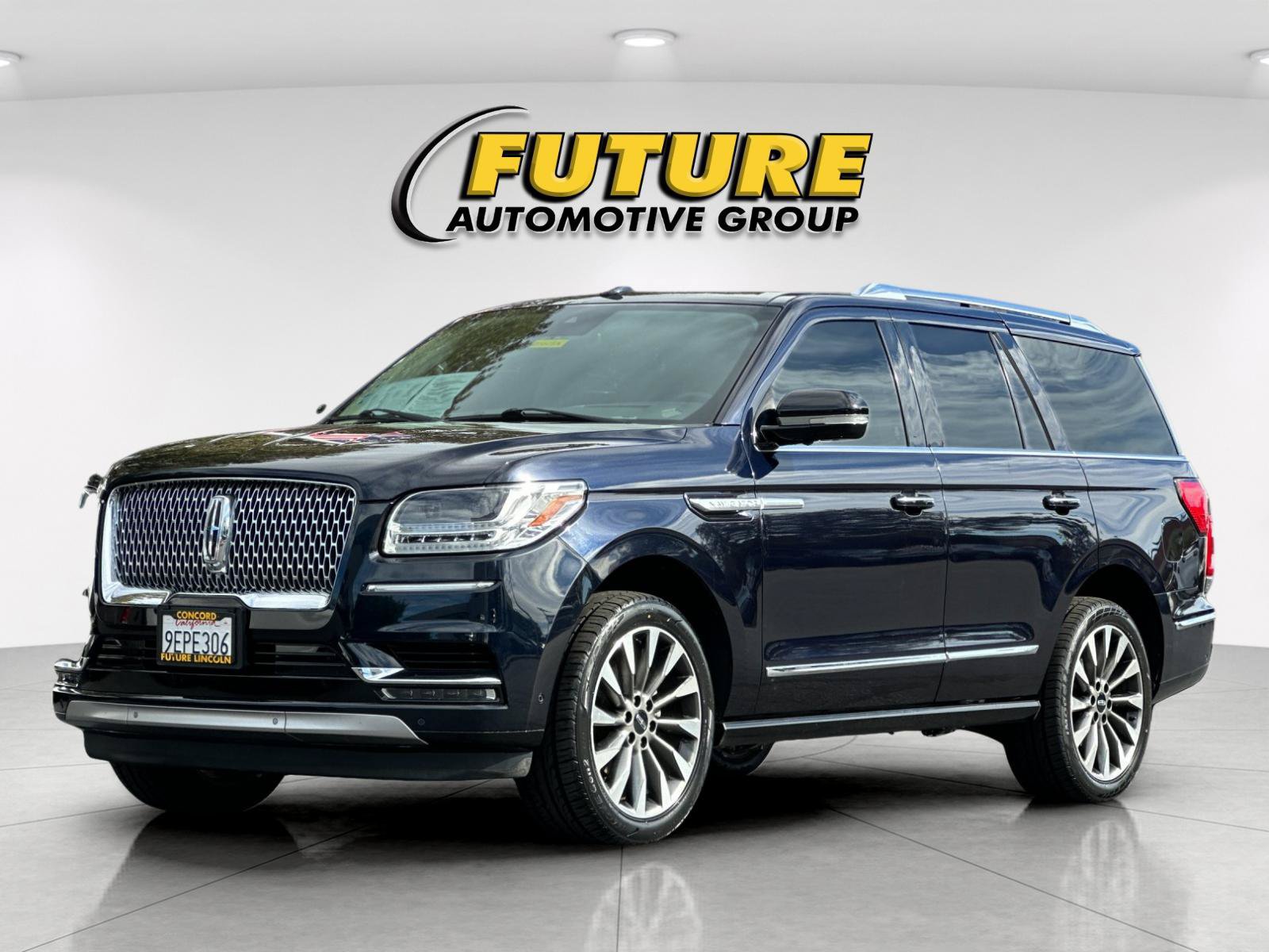 Certified 2021 Lincoln Navigator Reserve w/ Luxury Package AWD/4WD image 7