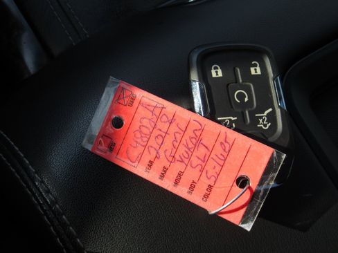 Used 2018 GMC Yukon SLT w/ Open Road Package image 14