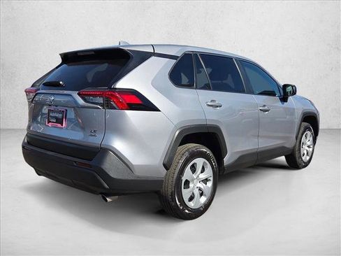 Used 2025 Toyota RAV4 LE image 5