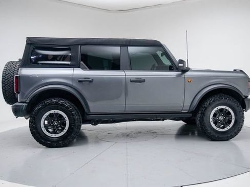 Used 2023 Ford Bronco Badlands w/ Sasquatch Package AWD/4WD image 24