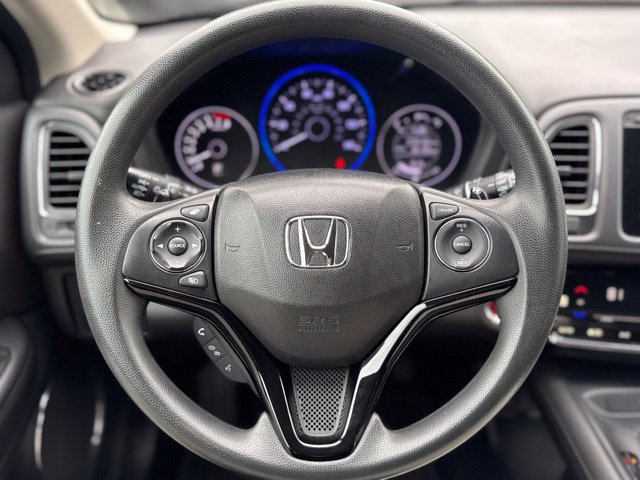 Used 2018 Honda HR-V EX image 16