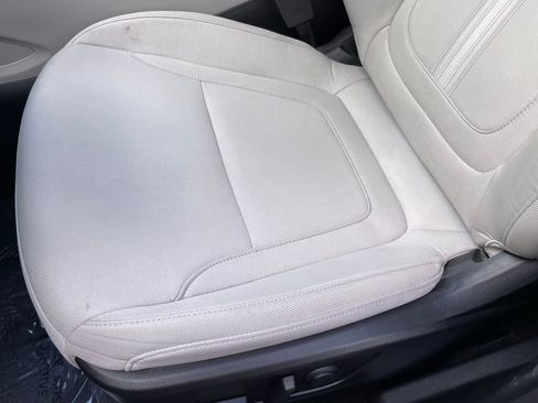 Used 2025 Hyundai Tucson SEL FWD image 25