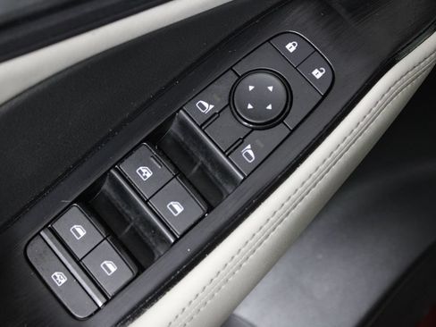 Certified 2024 Nissan Rogue SV FWD image 23