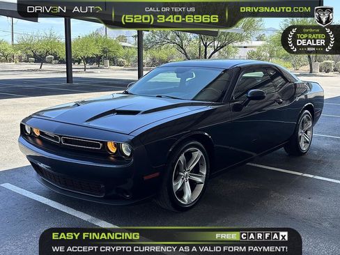 Used 2017 Dodge Challenger SXT w/ Super Sport Group (SS/T) RWD image 3