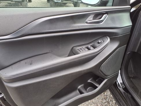 New 2025 Jeep Grand Cherokee L Altitude image 7