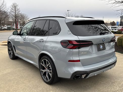 New 2026 BMW X5 xDrive50e w/ Executive Package image 3