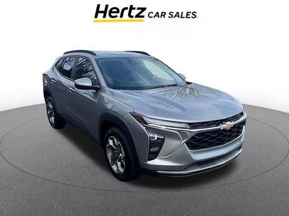 Used 2025 Chevrolet Trax LT