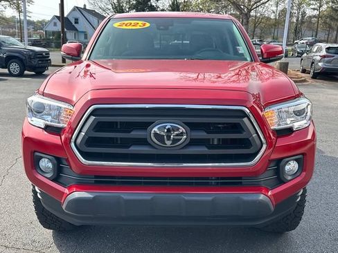 Used 2023 Toyota Tacoma SR5 w/ Technology Package image 8