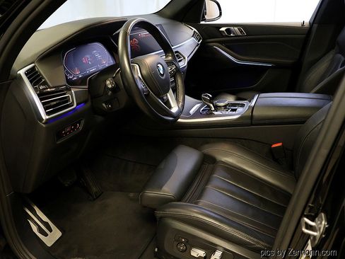 Used 2022 BMW X5 xDrive40i w/ Premium Package image 11