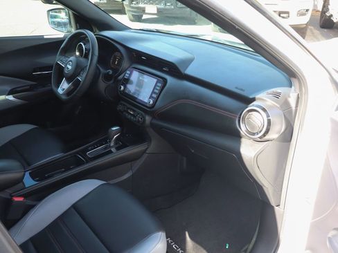 Used 2023 Nissan Kicks SR w/ SR Premium Package FWD image 40