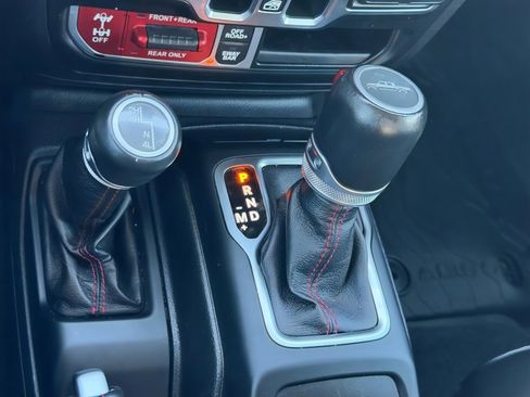 Used 2020 Jeep Gladiator Rubicon image 29