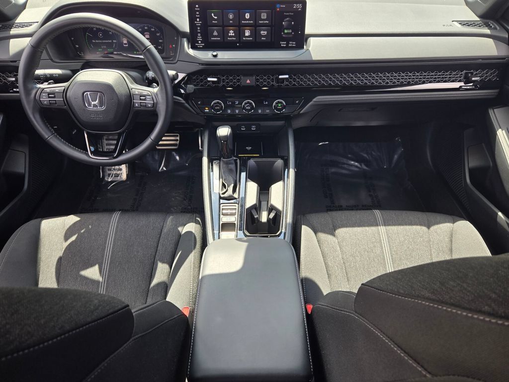 Used 2025 Honda Accord Sport image 13