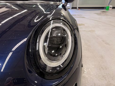 Certified 2024 MINI Cooper SE image 9