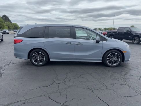 Used 2023 Honda Odyssey Elite image 5