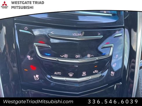 Used 2019 Cadillac Escalade ESV Premium Luxury w/ Escalade Sport Edition image 23