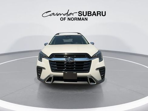 Used 2023 Subaru Ascent Touring AWD/4WD image 4
