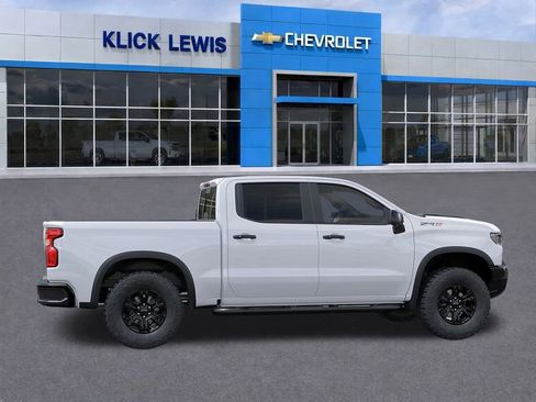New 2026 Chevrolet Silverado 1500 ZR2 image 5