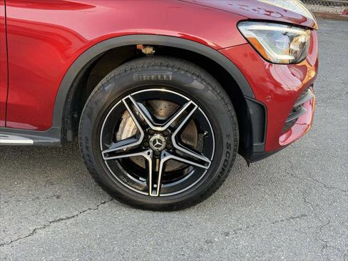 Used 2022 Mercedes-Benz GLC 300 4MATIC SUV image 7