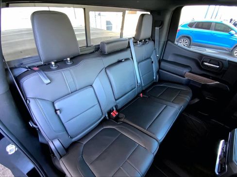 Used 2019 Chevrolet Silverado 1500 High Country w/ High Country Premium Package image 40