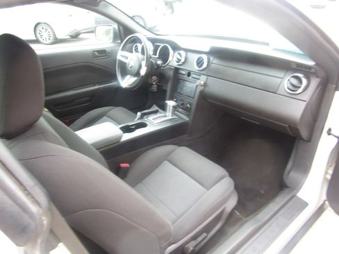 Used 2007 Ford Mustang Coupe RWD image 15