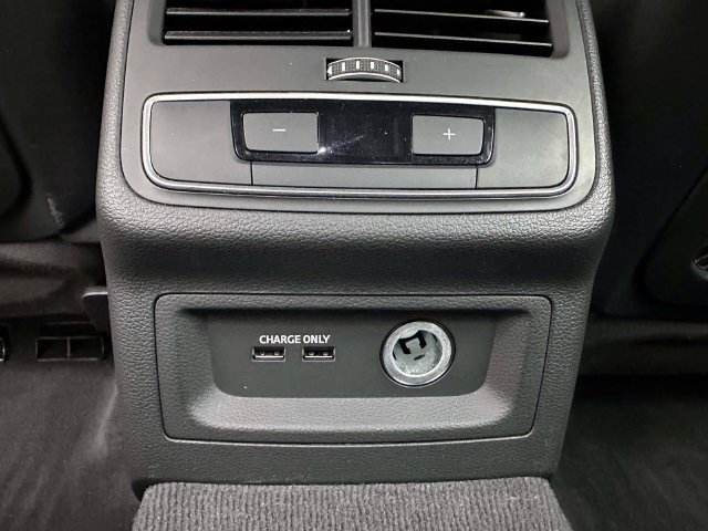 Used 2023 Audi S4 Premium Plus w/ Premium Plus Package AWD/4WD image 13