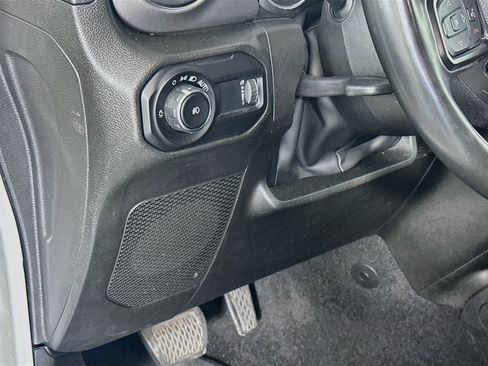 Used 2023 Jeep Wrangler Unlimited Sport AWD/4WD image 16